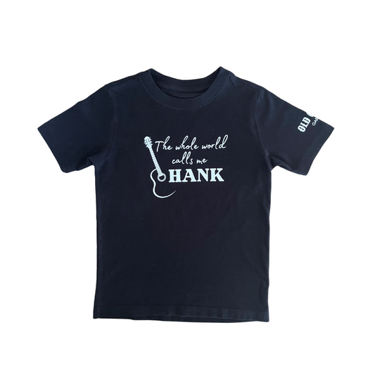 THE WHOLE WORLD CALLS ME HANK KIDS UNISEX T-SHIRT